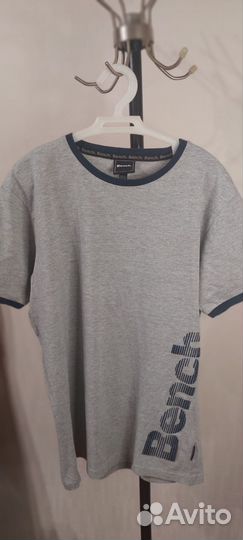 Футболка bench