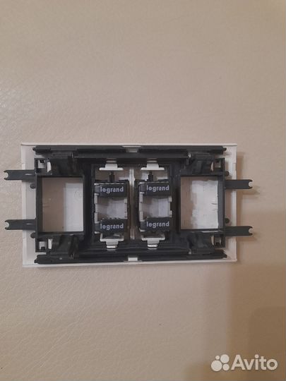 Розетка компьютерная RJ45 Legrand