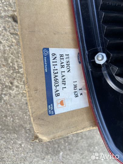 Фонарь задний левый Ford Fusion 2005-2012