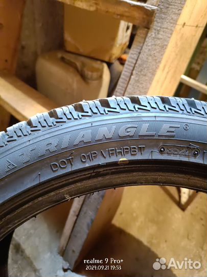 Triangle Snowlink PL02 225/45 R18