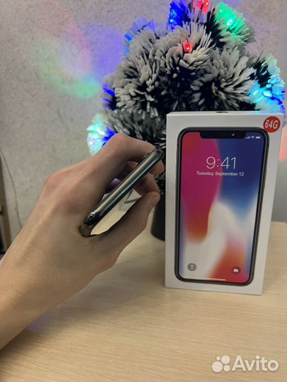 iPhone X, 64 ГБ