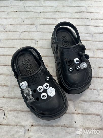 Crocs на высокой подошве