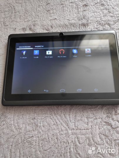 Планшет iRru B710B