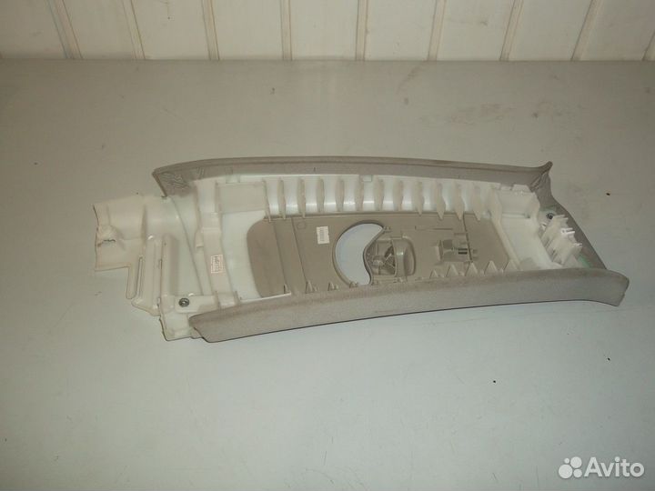 Обшивка стойки центральная левая верхняя