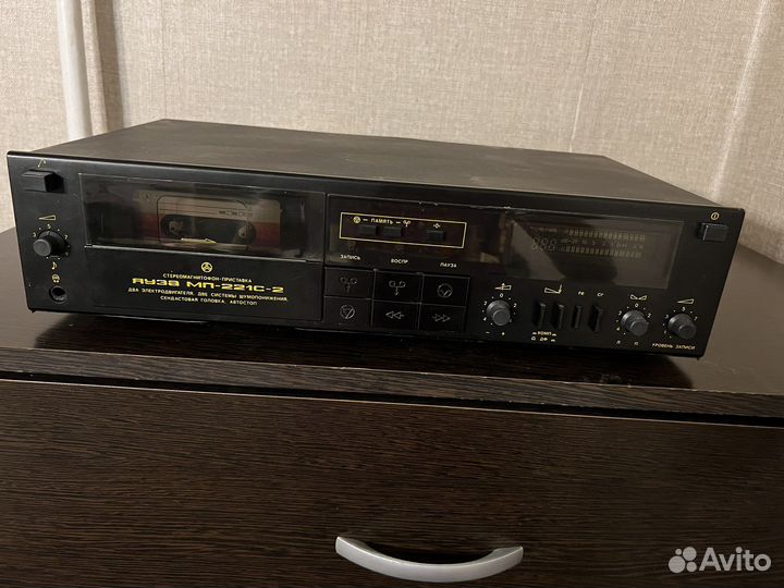 Дека кассетная