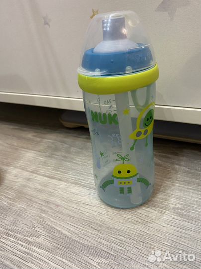 Поильник новый с трубочкой