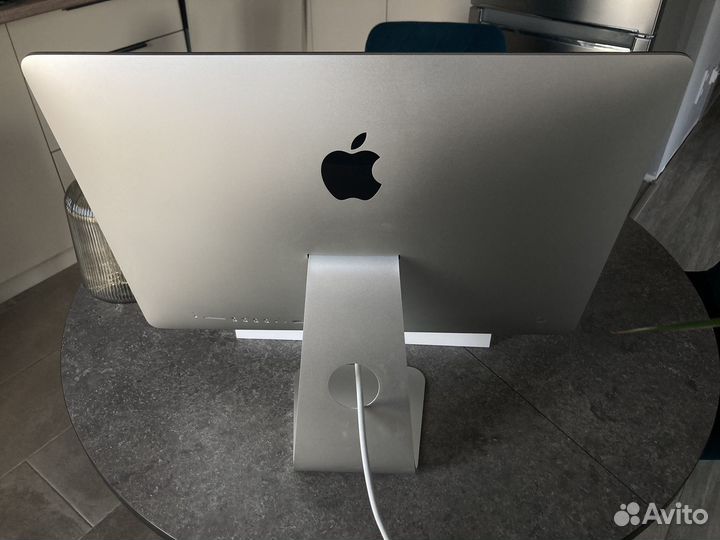 Apple iMac 21.5 2020 i5 8/256