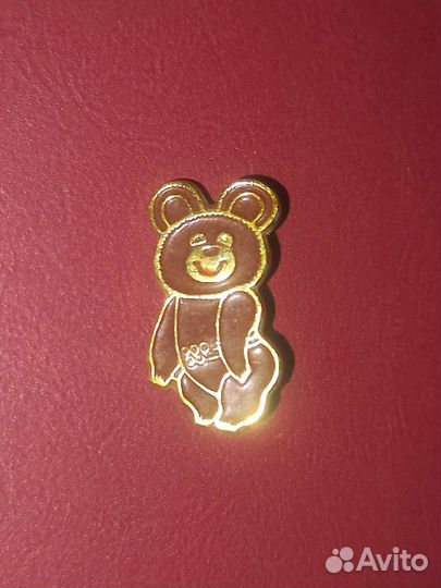 Значок олимпийский мишка 1980