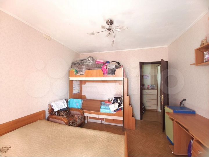 2-к. квартира, 56 м², 2/9 эт.