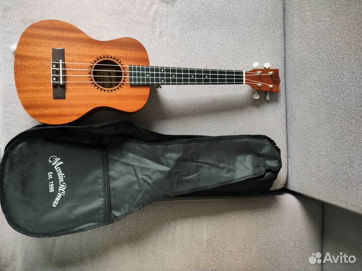 Укулеле тенор Martin Tomas 03F