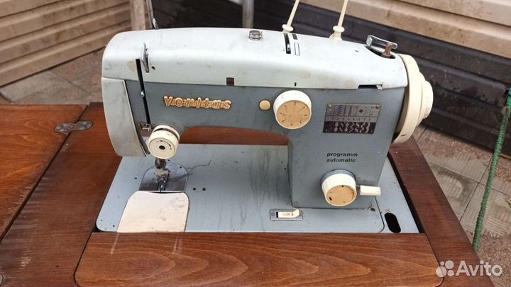 Швейная машинка бу veritas