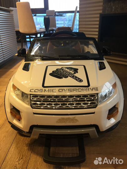 Детский электромобиль