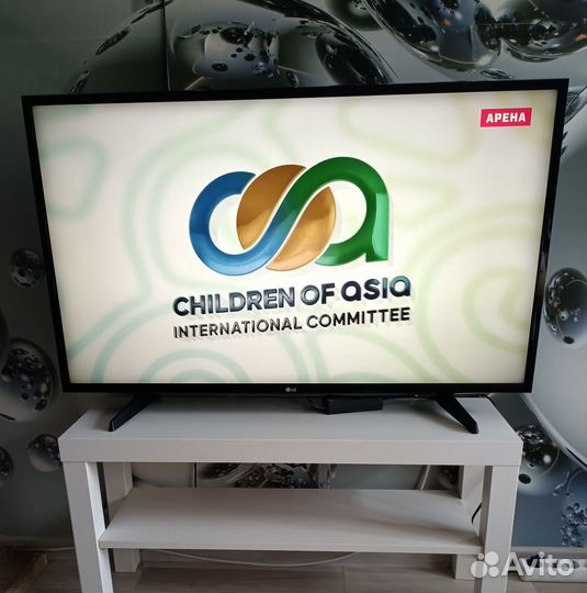 Телевизор LG 43LJ510v