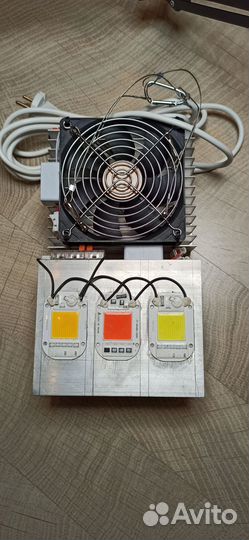 Фитолампа в гроубокс