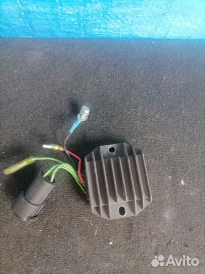 Реле регулятор напряжения Yamaha F50