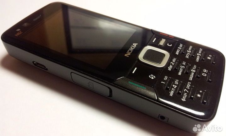 Nokia N82