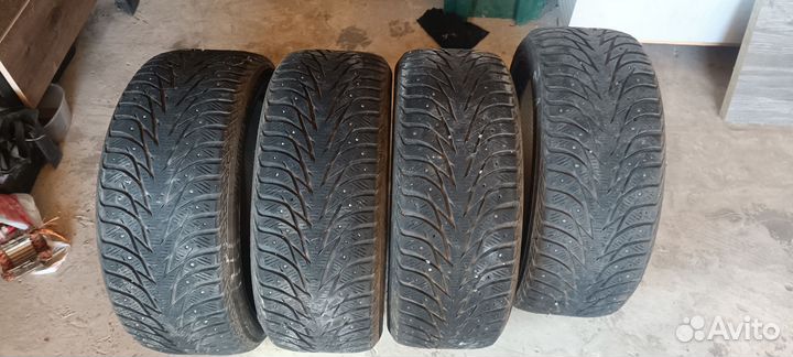 Yokohama S71 215/50 R17