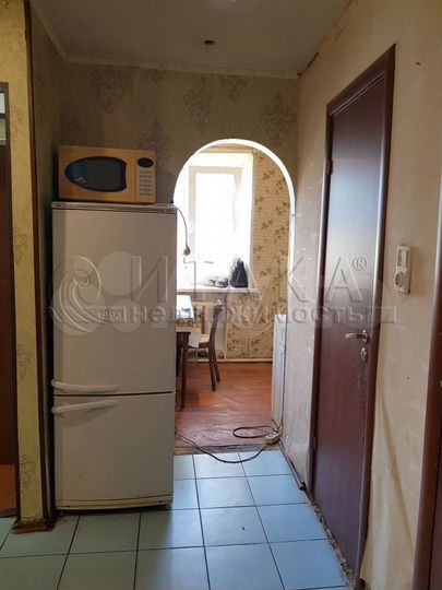 2-к. квартира, 44 м², 1/2 эт.