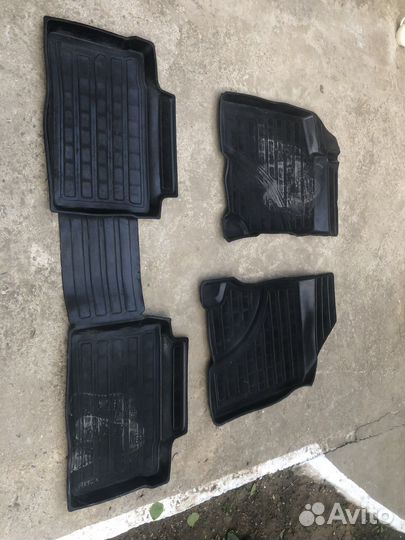 Полики Веста