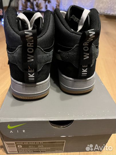 Зимние кроссовки с мехом Nike Air Force 1 Mid