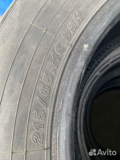 Yokohama 106ZS 215/65 R16