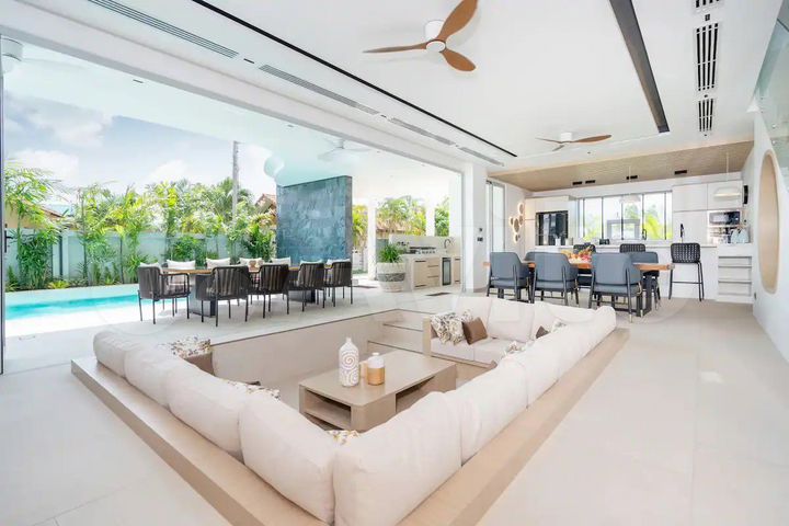 Дом 370 м² на участке 450 м² (Таиланд)