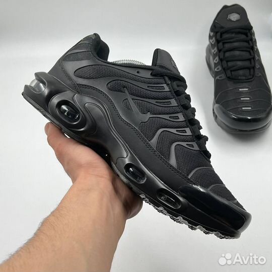 Кроссовки черные Nike Tn air max