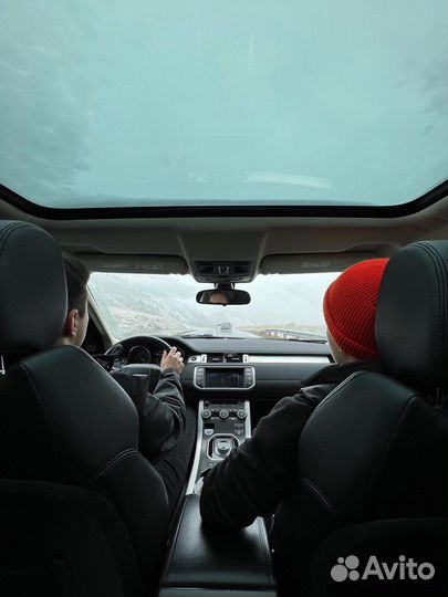 Аренда без водителя Range Rover темный с панорамой