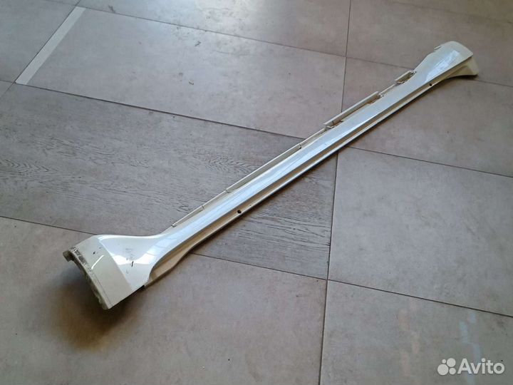 Накладка порога правая Toyota Land Cruiser Prado