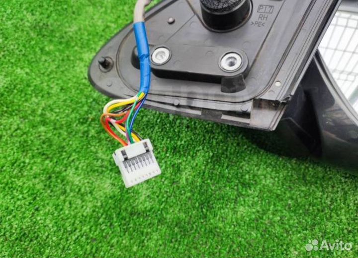 Зеркало правое mitsubishi outlander 3