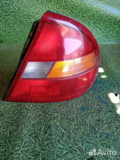 Фонарь задний правый Хендай Соната 3 1993-1998г