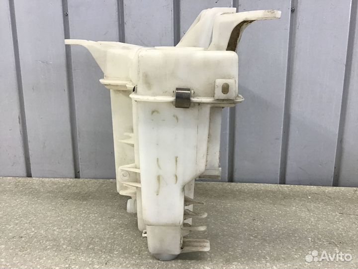 Бачок омывателя лобового стекла Kia Sorento 2003-2