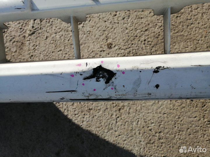 Бампер передний Nissan Cube Z12