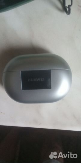 Наушников нет кейс зарядки