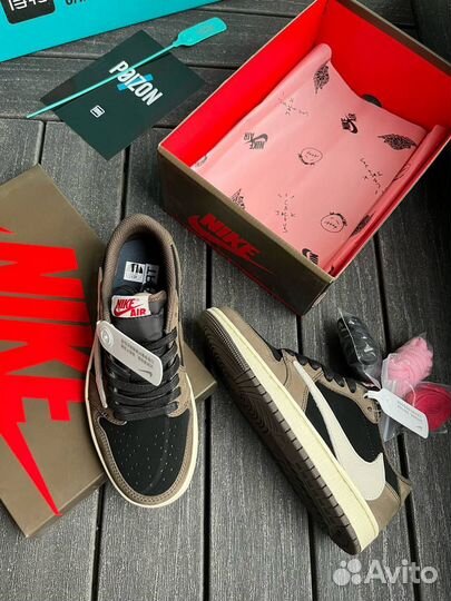 Кроссовки nike air jordan 1 low travis scott