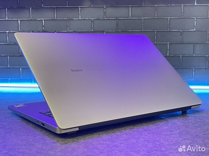 Ноутубу Redmibook pro 14 Ryzen5/16GB/512SSD