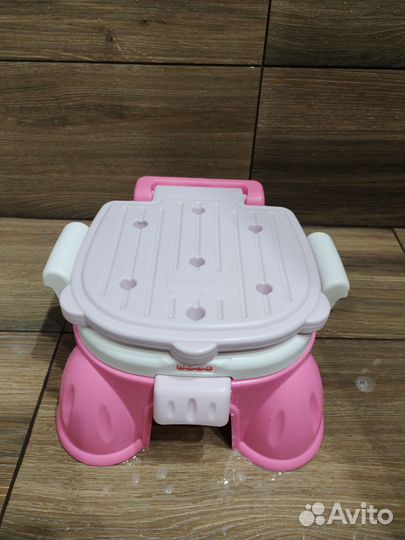 Детский горшок-трон от Fisher-Price