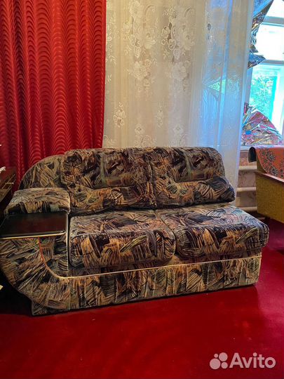 Диван раскладной, набор мягкой мебели