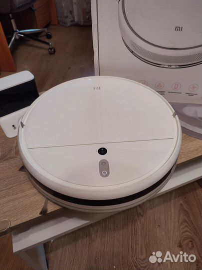 Робот-пылесос Xiaomi Mi Robot Vacuum Mop