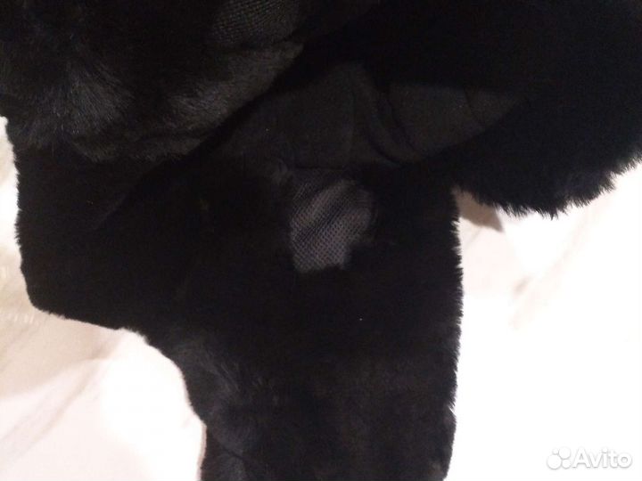 Теплая зимняя шапка