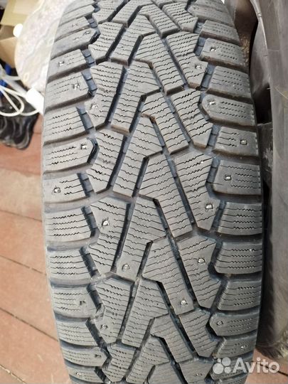 Зимние шины 235/65 17 и диски r17 Santa fe 3