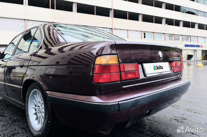 BMW 5 серия 2.5 МТ, 1994, 290 000 км