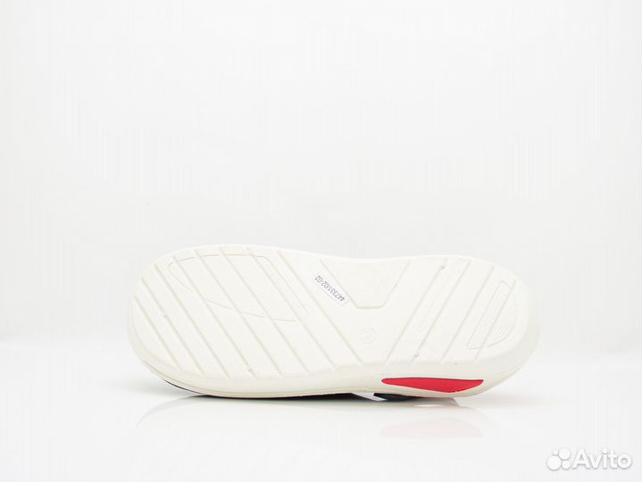 Сабо Эва Crosby