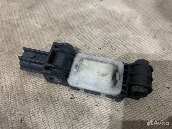 Датчик AIR BAG Audi A4 B7 2005-2007 седан 2.0
