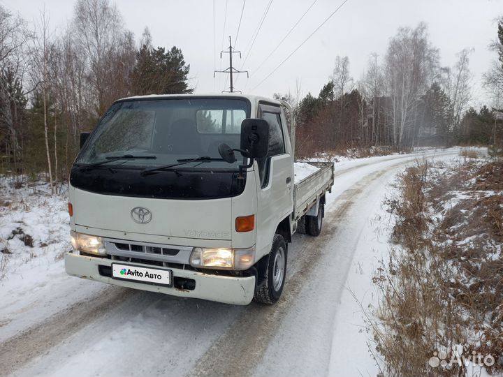 Toyota ToyoAce бортовой, 1997