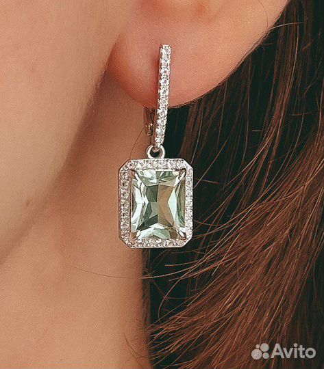 Серьги Queen с зеленым аметистом и белыми топазами
