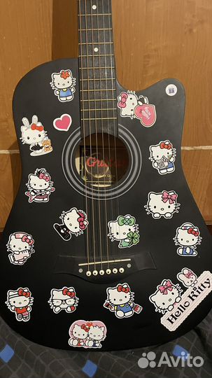 Акустическая гитара