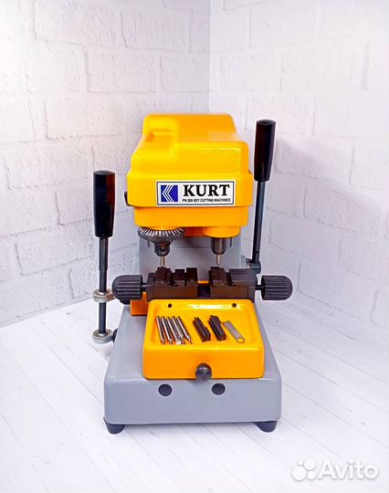 Станок Kurt PN200 для изготовления ключей