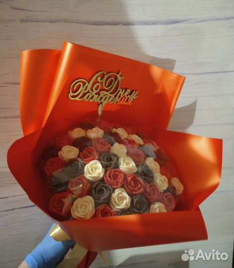 Шоколадные розы подарок на день рождения