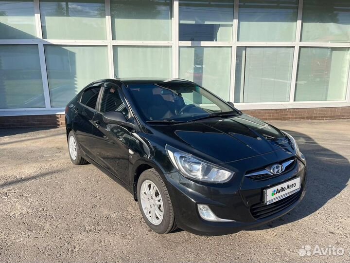 Hyundai Solaris 1.6 AT, 2013, 194 854 км